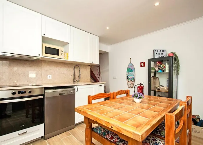 1 Quarto, Alcantara, * Lisbon