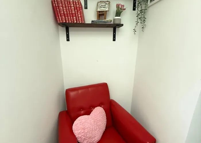1 Quarto, Alcantara, Lisbon