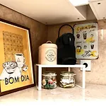 1 Quarto, Alcantara, * Lisboa