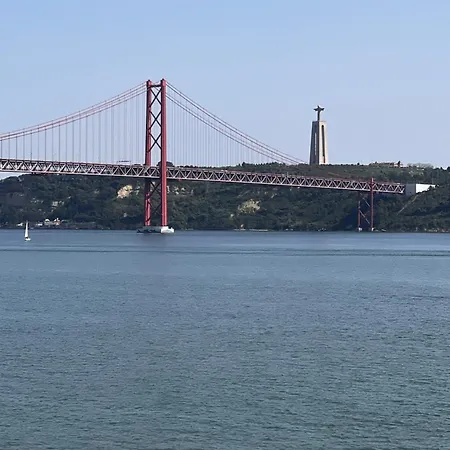 公寓 Ponte 25 Abril *