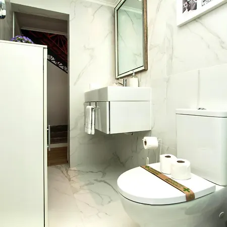 1 Quarto, Alcantara, Lisbona